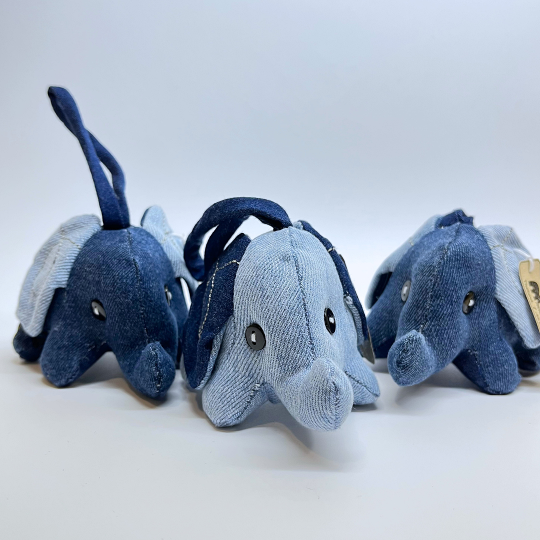 Elephant Keychain Plus